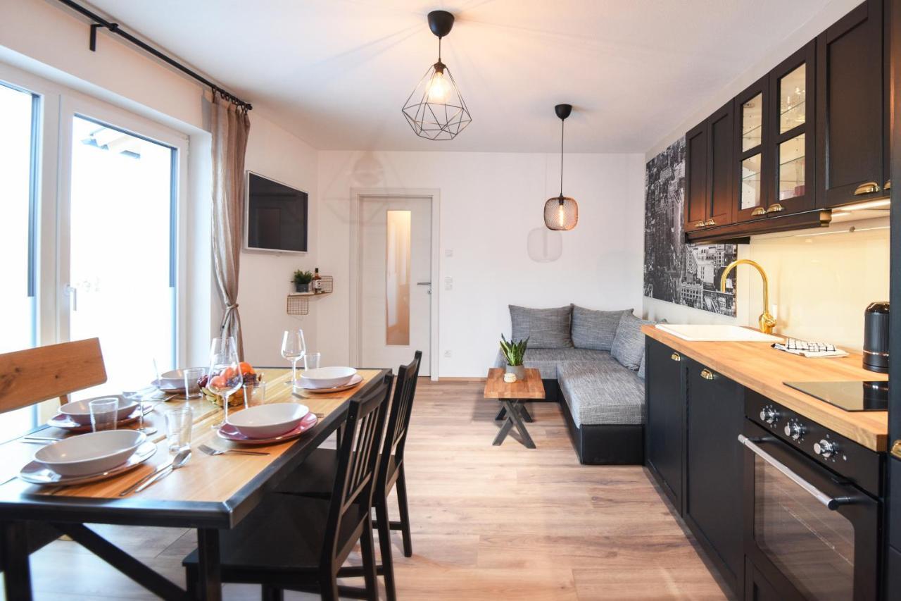 Drei Dirndla Apartamento Schladming Exterior foto
